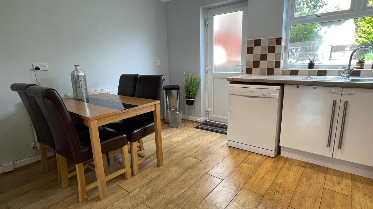 Ty Caer Cottage Merthyr Tydfil Dowlais Buitenkant foto